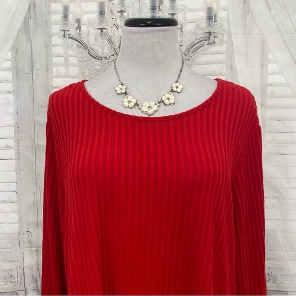 NEW Calvin Klein Size 2X Plus Red Ribbed Tunic Shirt Long Sleeve Pullover Hi-Low - Picture 2 of 11